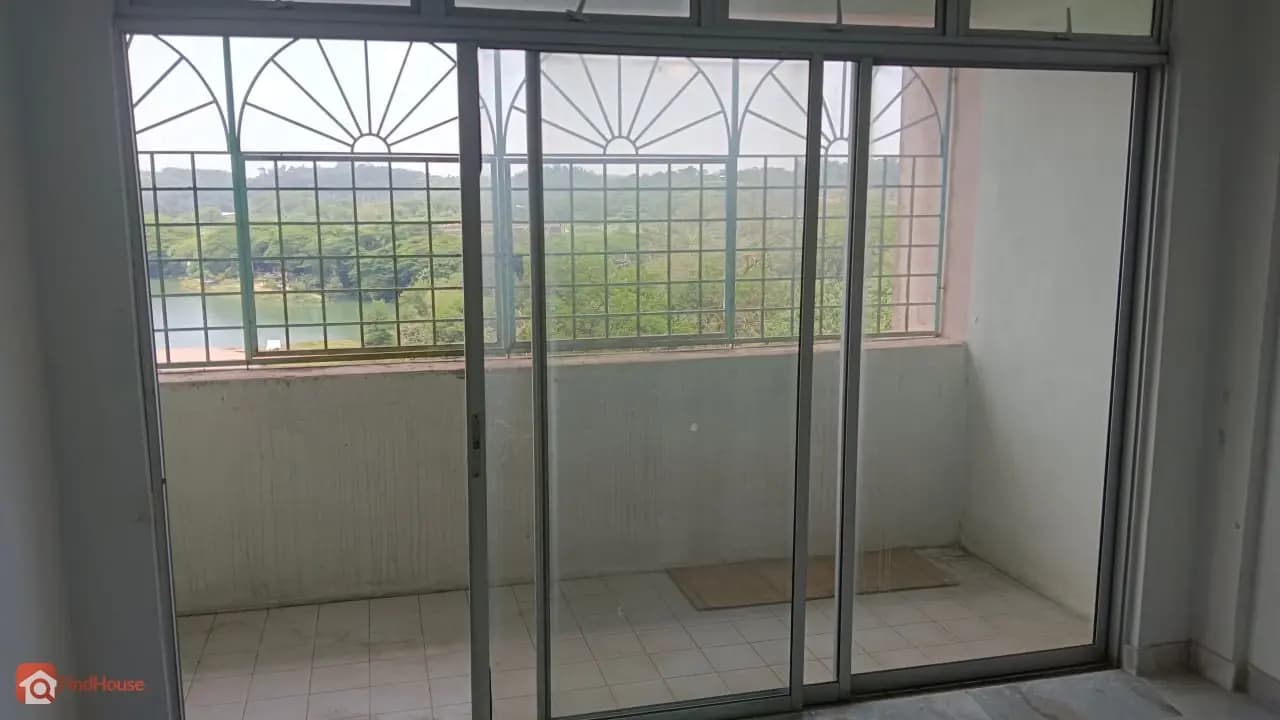 APARTMENT SERI TERATAI, APARTMENT SAUJANA, PINGGIRAN TASIK KIAMBANG,SERENDAH, SERENDAH, SELANGOR