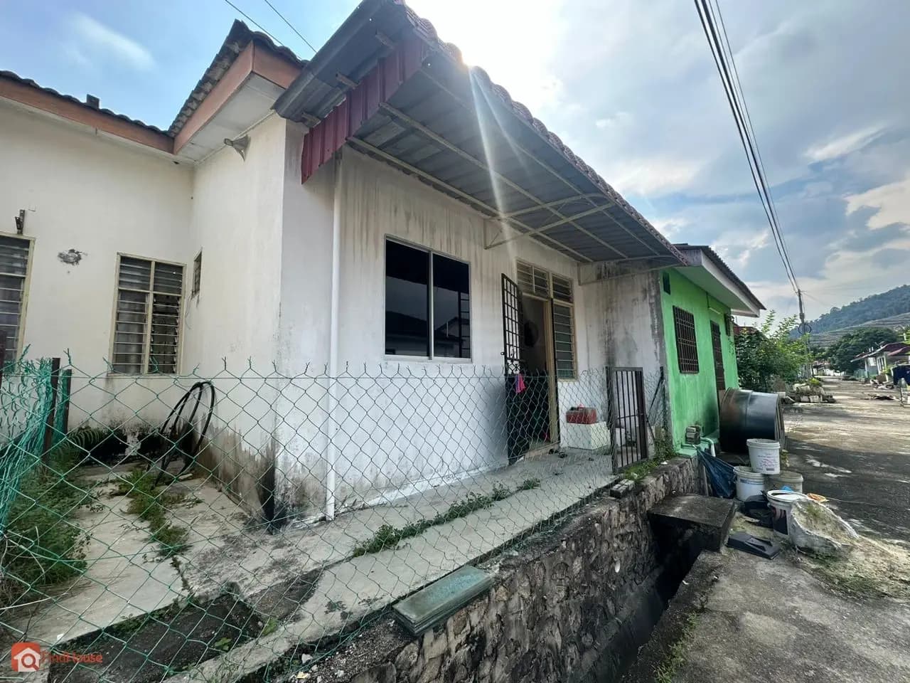Gambar hartanah