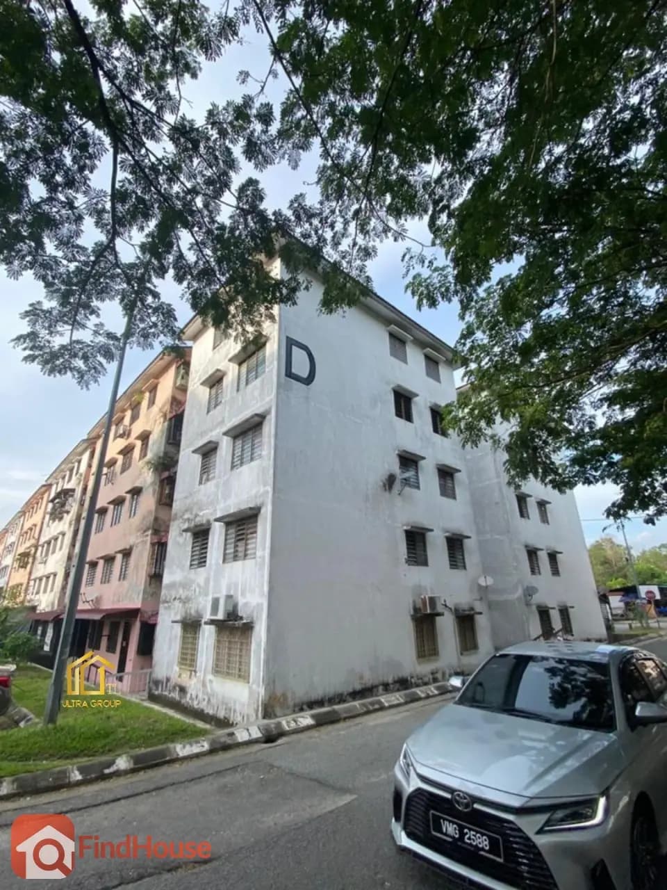 BAIDURI COURT APARMENT, BANDAR TASIK KESUMA, BERANANG, SELANGOR