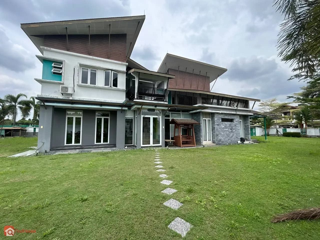 JALAN TITIAN, FORTE,BUKIT JELUTONG, SHAH ALAM, SELANGOR