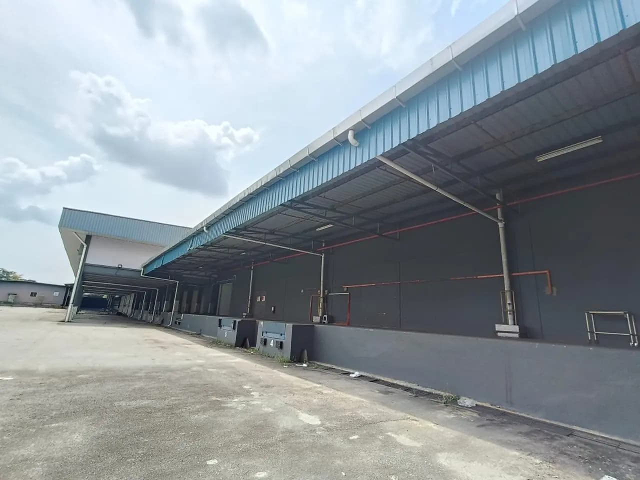Gambar hartanah